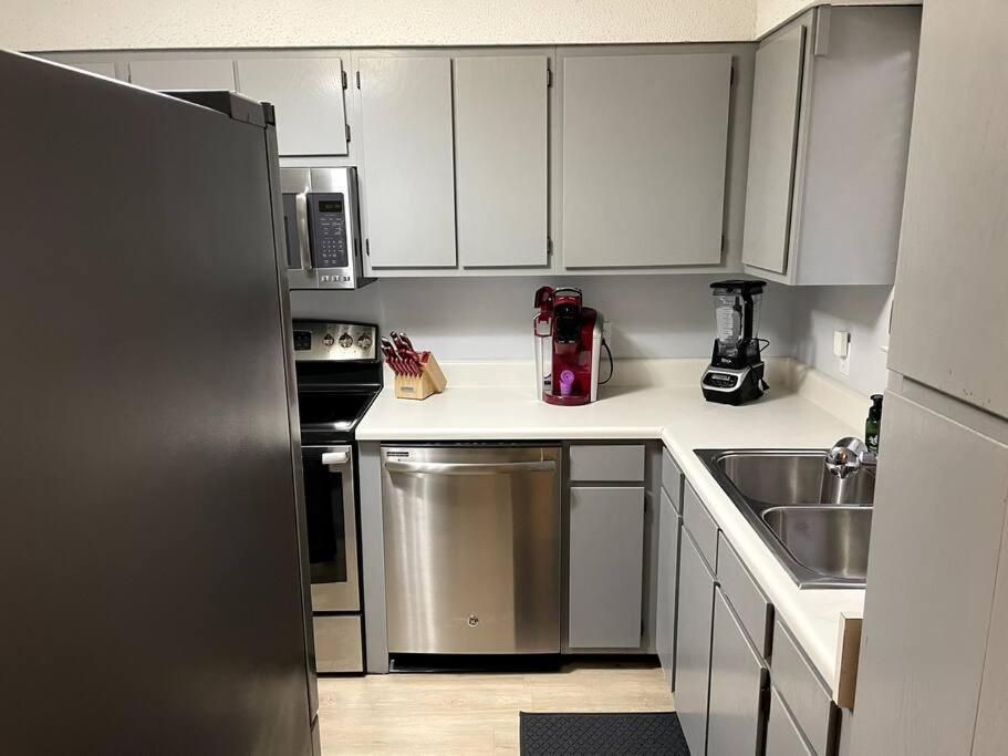 Modern 2 Bedroom Townhome Minutes From The Beach!! Fort Walton Beach Ngoại thất bức ảnh